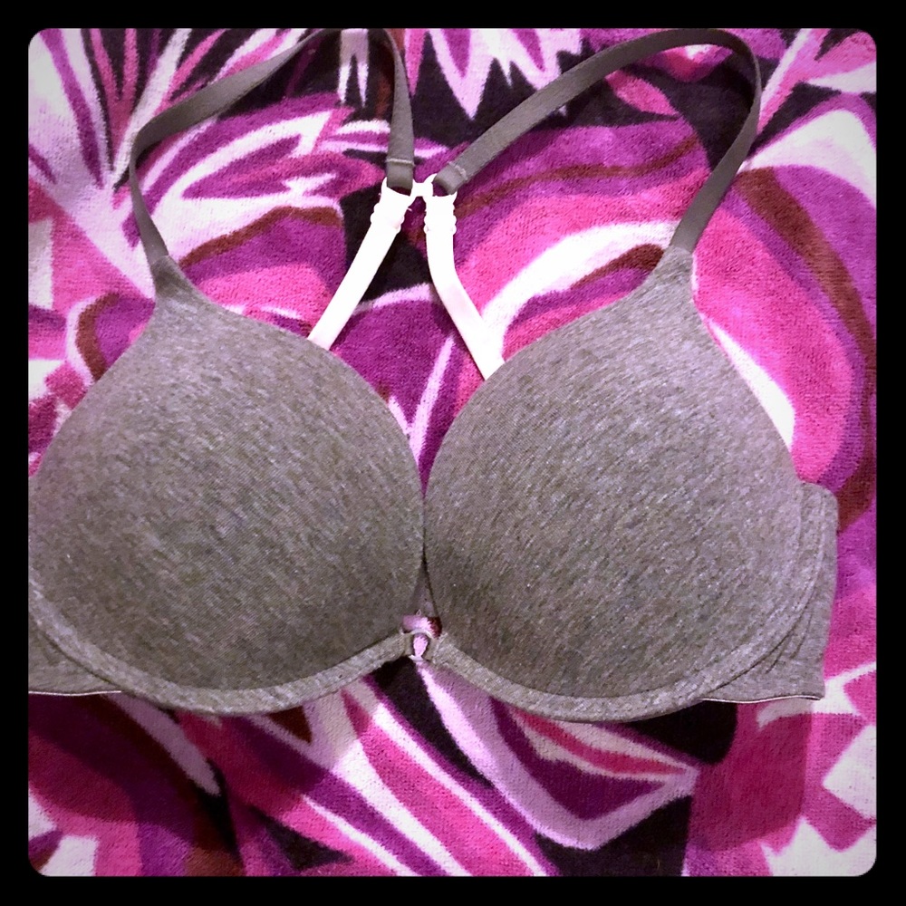 Arie bra . Never worn